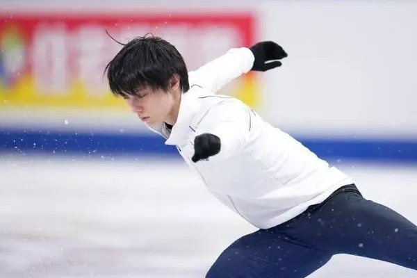 日本选手羽生结弦人气居高不下，他获得过哪些荣誉？