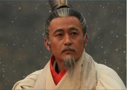 英雄杀里面的商鞅到底怎么变牌的