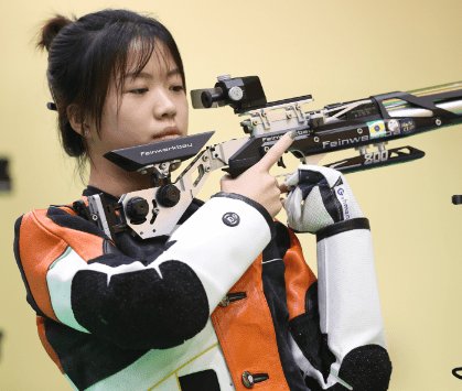 杨倩遭警告，别和白敬亭走得太近，流量艺人配不上你，究竟是为什么？