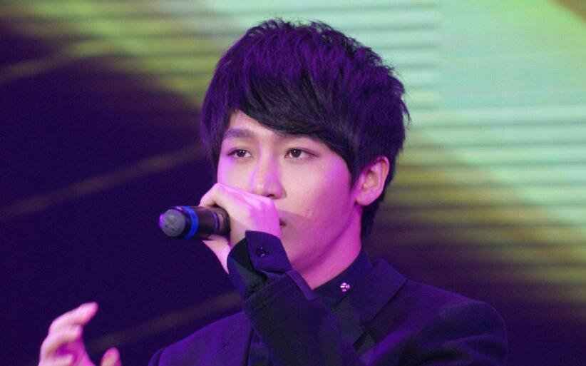 2010年快乐男声的前十名都有谁？