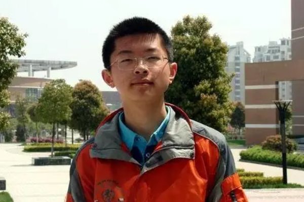 2023年安徽省状元是谁?多少分?