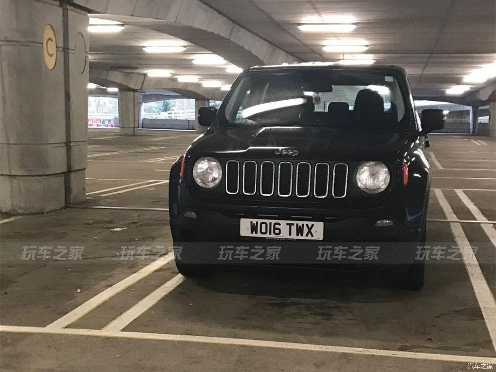 女车主也玩个性 JEEP自由侠改装Hella Flush风格