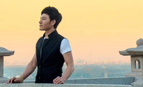 歌词你哭了宝贝的歌名是什么