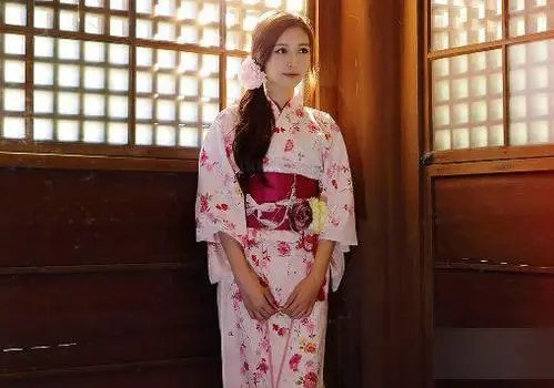 为什么日本的女人地位不是很高呢？