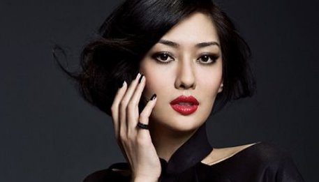 发福的孟广美也是敢穿，对此你怎么看?