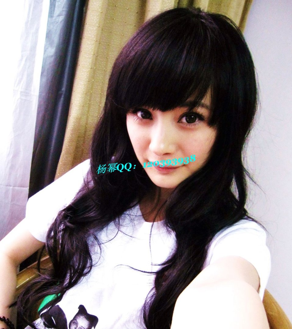 杨幂的QQ是不是935802437