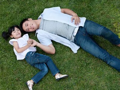 父母让25岁女儿第4次当姐姐，家里兄弟姐妹年龄悬殊大是什么体验呢？