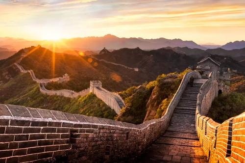 两名外籍游客为什么被长城列入黑名单？