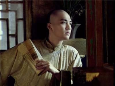 纳兰容若的名句“堵书消得泼茶香，当时只道是寻常”包含哪些有趣的小故事？