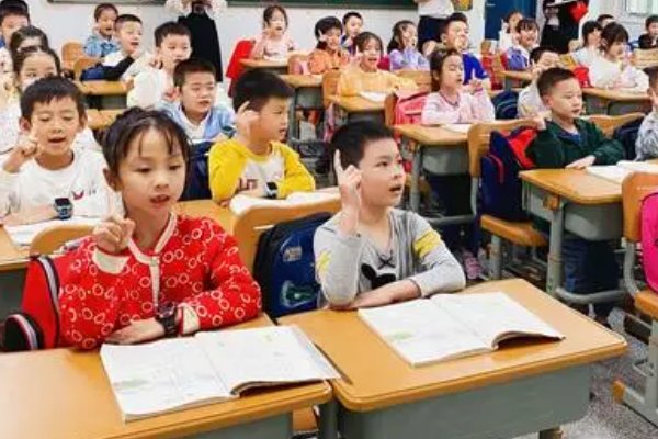 用传颂造句小学生