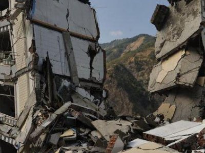 台湾宜兰县海域发生5.2级地震,遇到地震该如何应对?