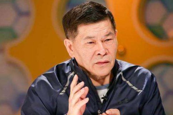 澎恰恰破产后已离婚，他目前的境况如何？