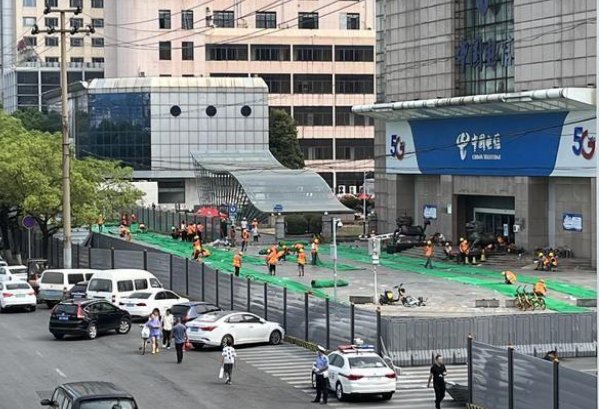 长沙电信大楼进入外立面维修阶段，效率为何这么快？