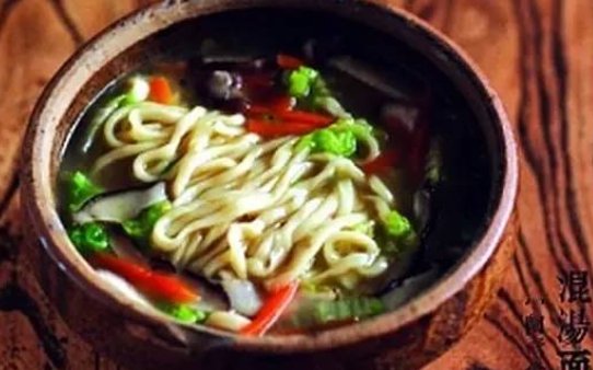 鼎鼎大名的意思