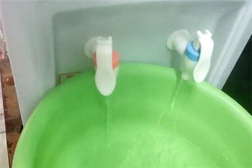 沁园饮水机如何清洗