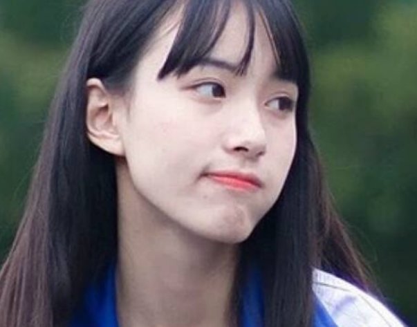 女孩经常去酒吧代表什么心理