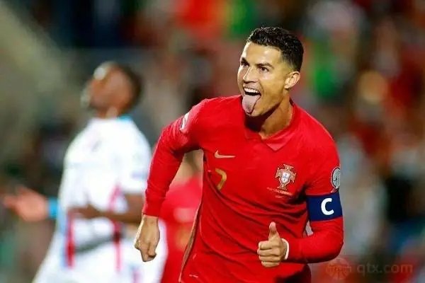 韩媒称世界杯上裁判偏袒C罗，你认为C罗的实力还在巅峰吗？