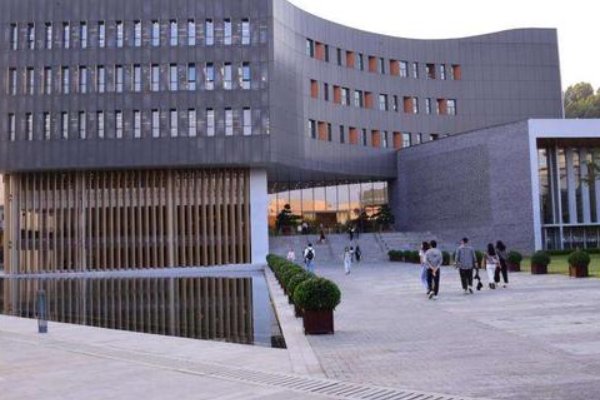 香港中文大学研究生申请条件及学费