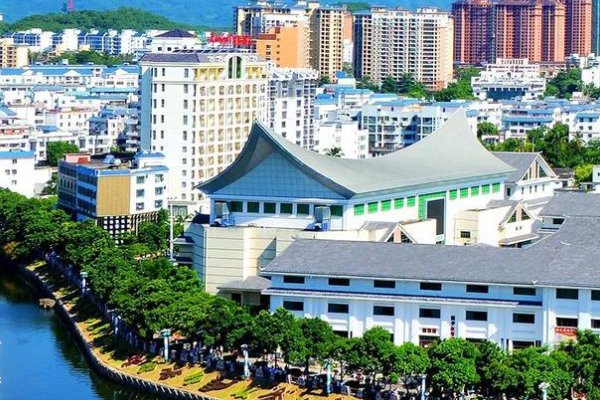 乐东黎族自治县属于哪个市