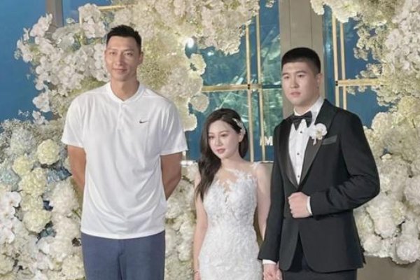 王薪凯婚礼现场曝光!你觉得他会幸福吗?