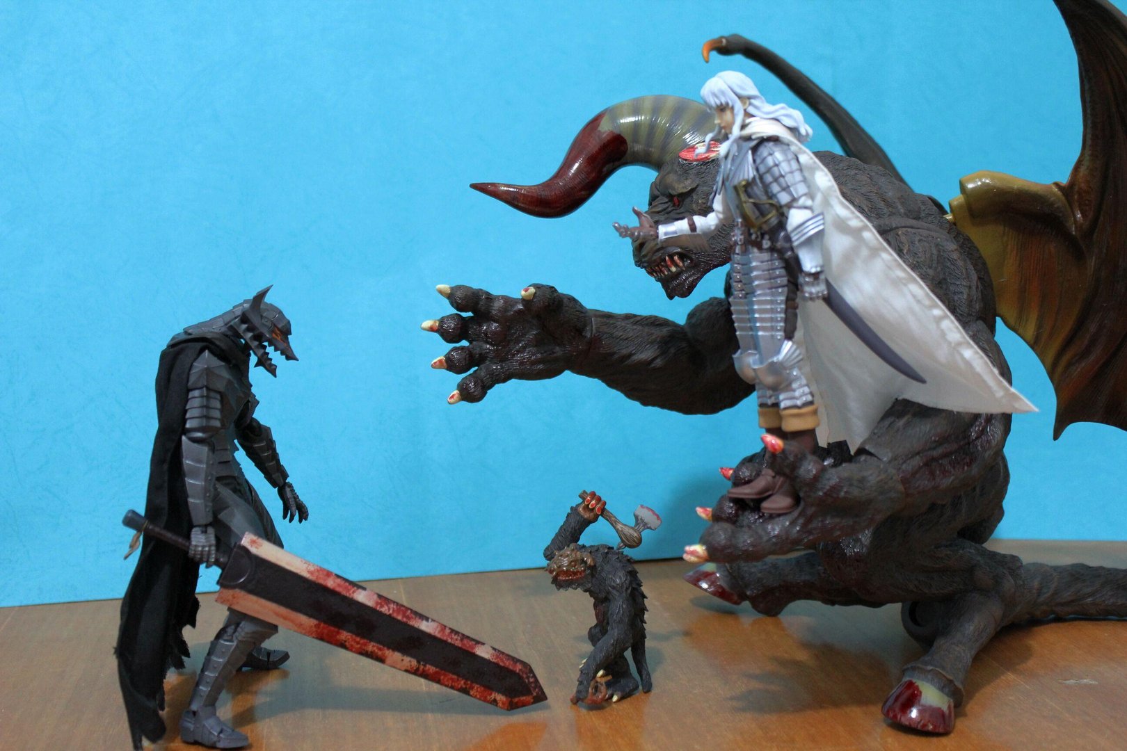 《剑风传奇》作者三浦健太郎因病离世，他究竟患有什么病？