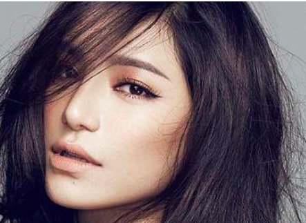 把江映蓉那届的快女排行名单发来。