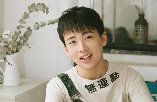 《奔跑吧9》官宣定档，郭麒麟退出，两位老成员回归常驻，对此你期待吗？