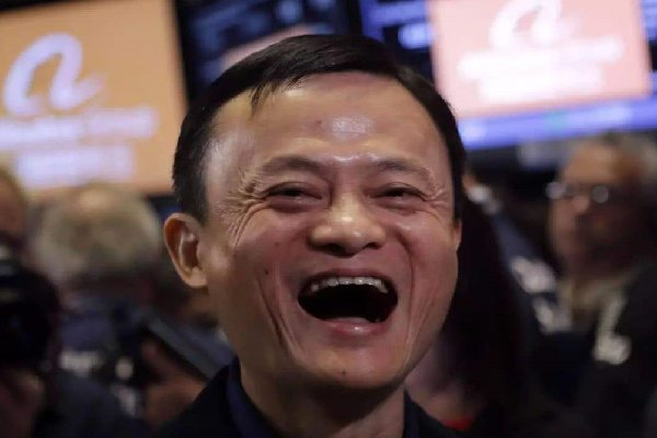 阿里巴巴涉嫌垄断被立案调查，股价暴跌，马云到底垄断了什么？