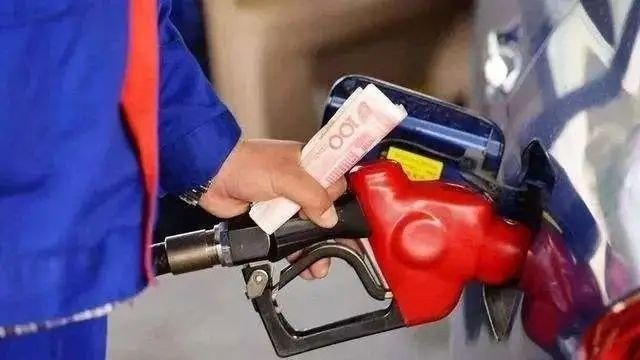 为什么国际油价跌破了100美元？