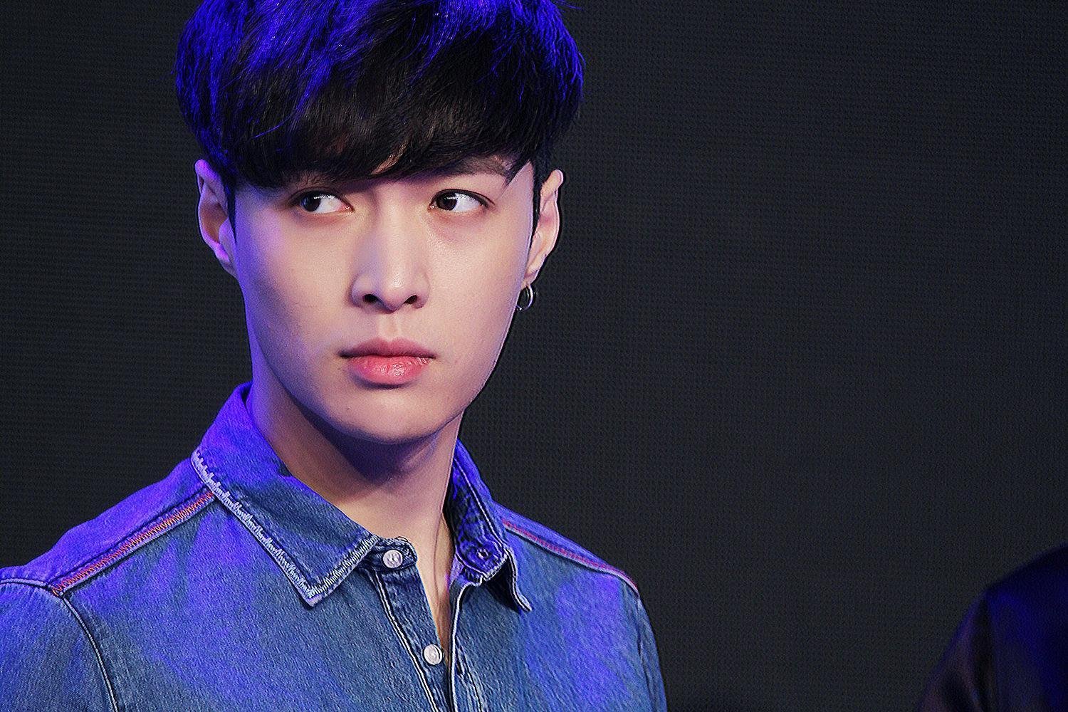 张艺兴：我现在太封闭了，这是他参加综艺的原因吗？