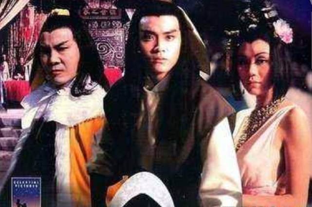 《圆月弯刀》有几个版本？哪一版最经典？