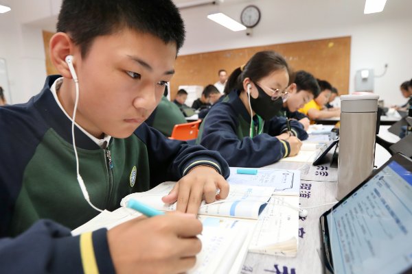 网络的利与弊各有哪些方面？