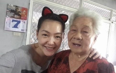 小S发长文哭别离世外婆，遗憾没能见最后一面，其外婆究竟是因何去世的？