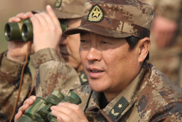 军长低吼了一声释放了什么