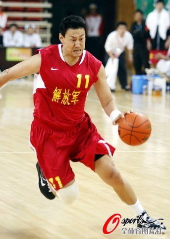 八一男篮当年的“小老虎”王中光去哪了？现状怎么样呢？