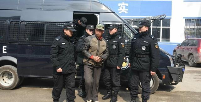 北京抓捕“杀人狂”于根柱行动纪实，凶手为何如此毫无人性？