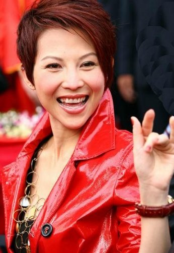 蔡少芬深夜急诊！疑突发不适憔悴惹人担忧，她到底怎么了？