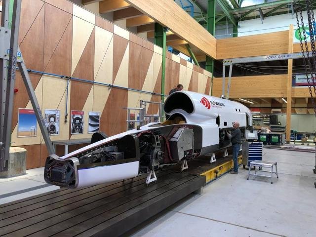 汽车中最高时速可以达到多少？