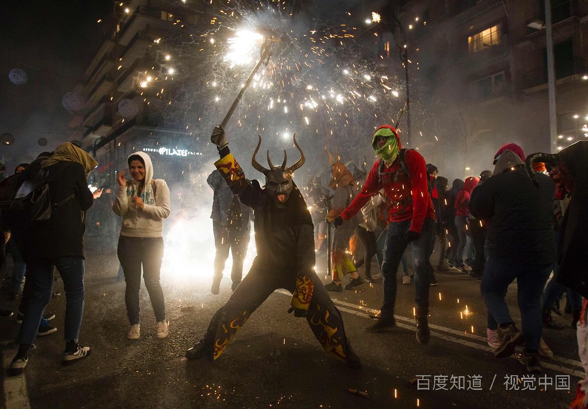 请问，万圣节是什么时候？