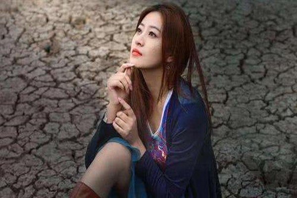 牵的拼音和词语部首