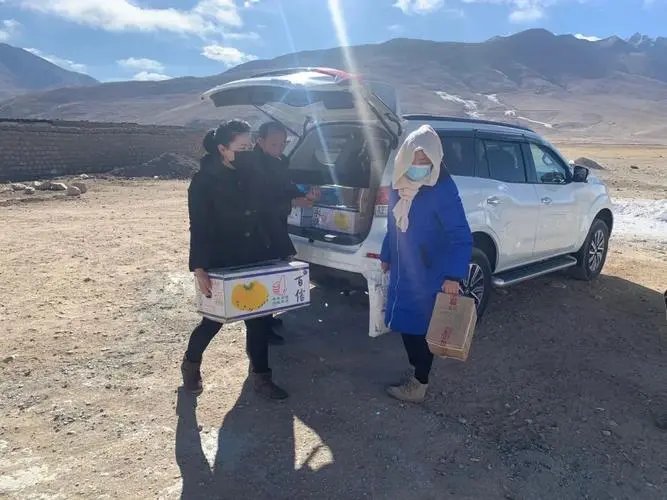 3天累计感染27例，游客讲述经历不敢想象是真的！为何连西藏会都有疫情？