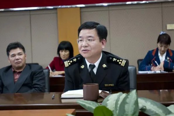 中国报关协会的指导单位是(