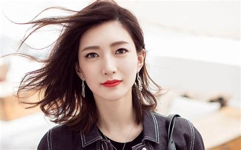 江疏影把演员吴刚误听成神话人物，吴刚对此有何回应？