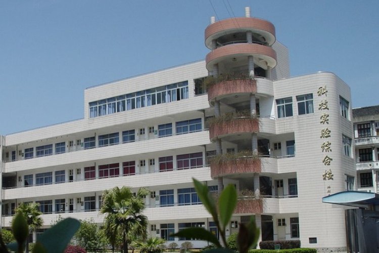 中国最诡异的小学