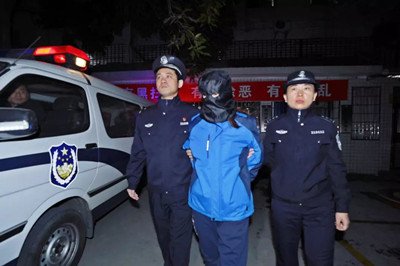 劳荣枝与辩护人见面后求生欲变强,她前后的陈词一致吗?