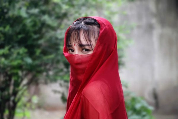 李子柒:不担心被同质博主取代,她为什么有这么大的自信?