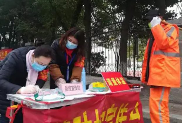 “疫情文学”让疫情不再那么沉重，文字搭建精神“避难所”是如何火起来的？