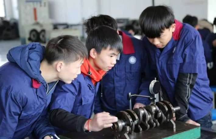 孙进技校怎么样