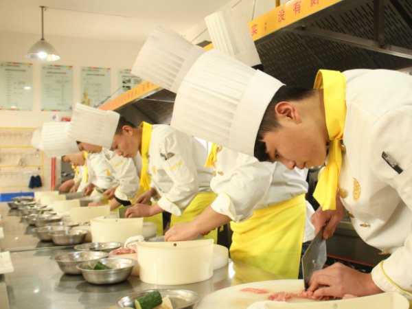 厨师技校哪家好