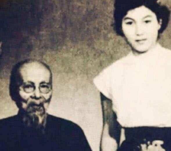 一代国画大师,却也风流倜傥,93岁为何仍要娶22岁姑娘做妻子?
